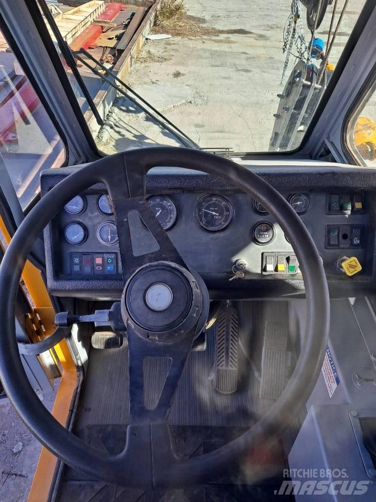 P&H CNT 650 Гусеничні крани