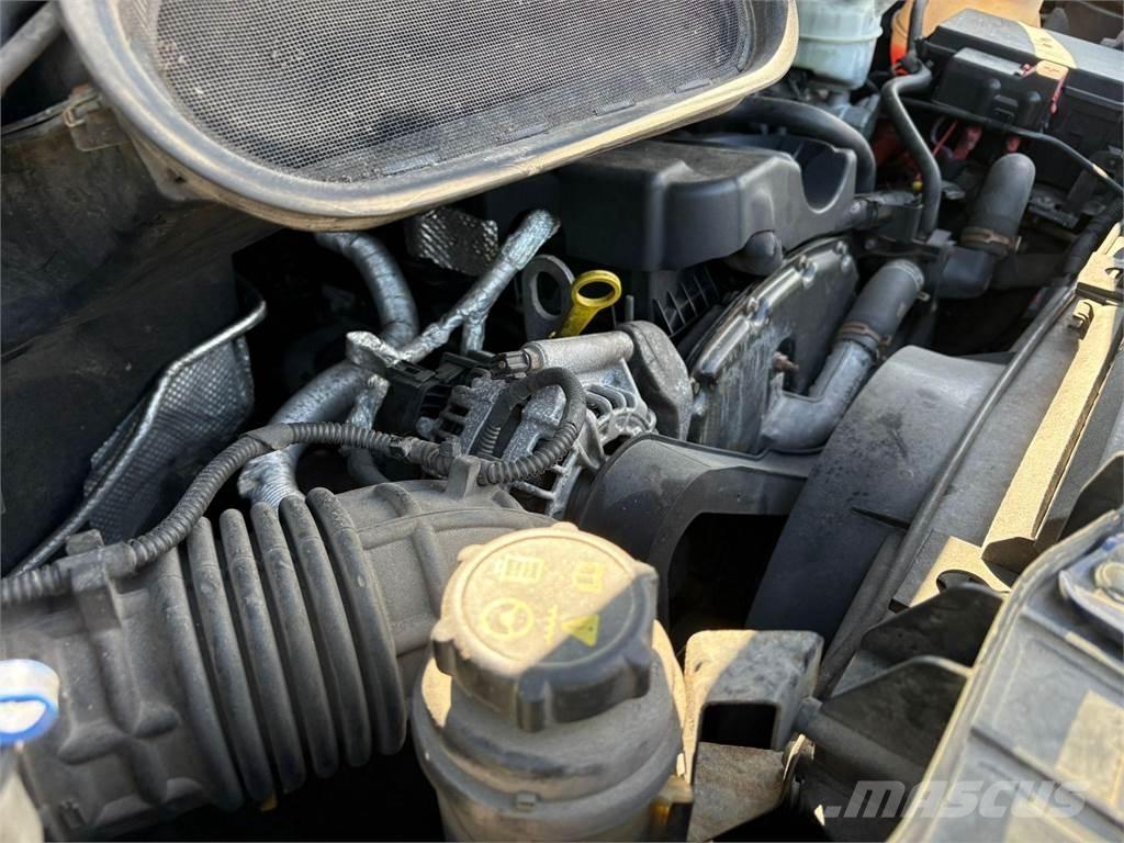 Ford Transit Автодома і житлові автопричепи