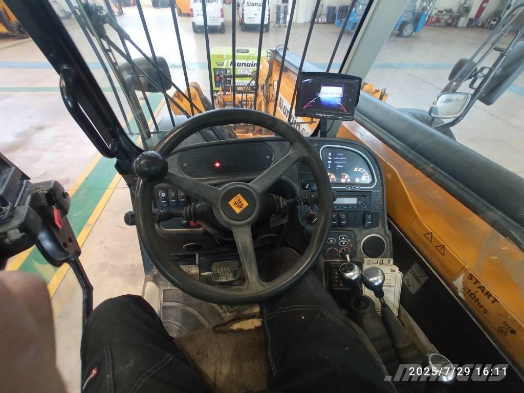 JCB 540-140 Телескопічні навантажувачі