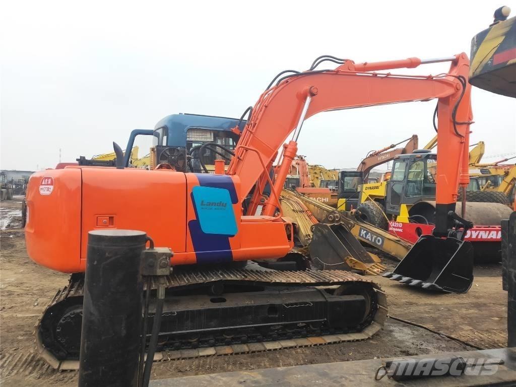 Hitachi EX120 Середні екскаватори 7т. - 12т.