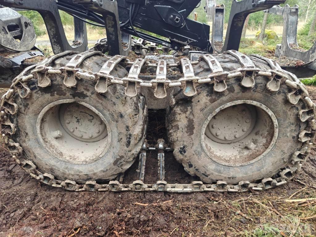 Komatsu 845 Форвардери
