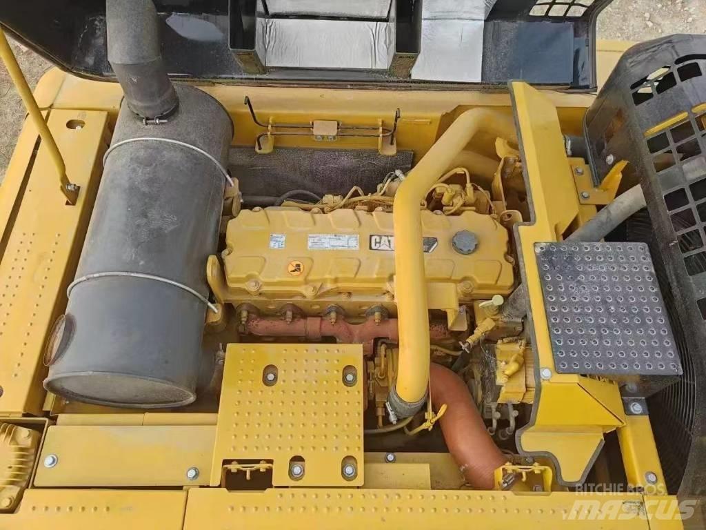 CAT 340 D L Гусеничні екскаватори