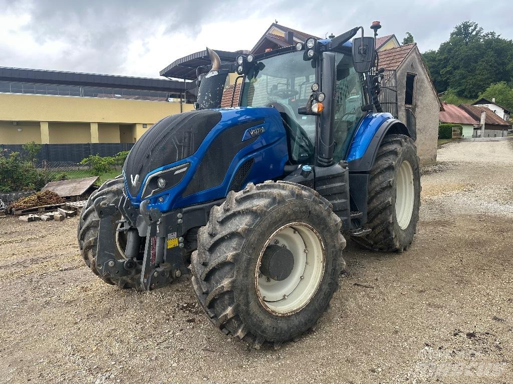 Valtra T 174 E Трактори