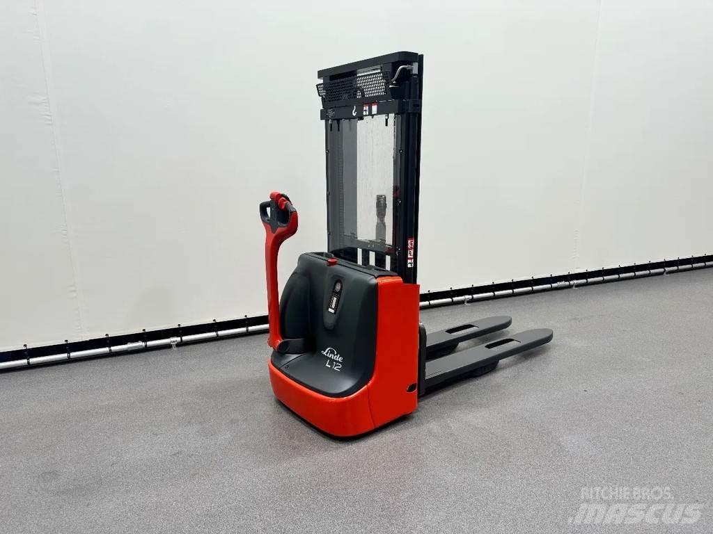 Linde L 12 Ручний візок