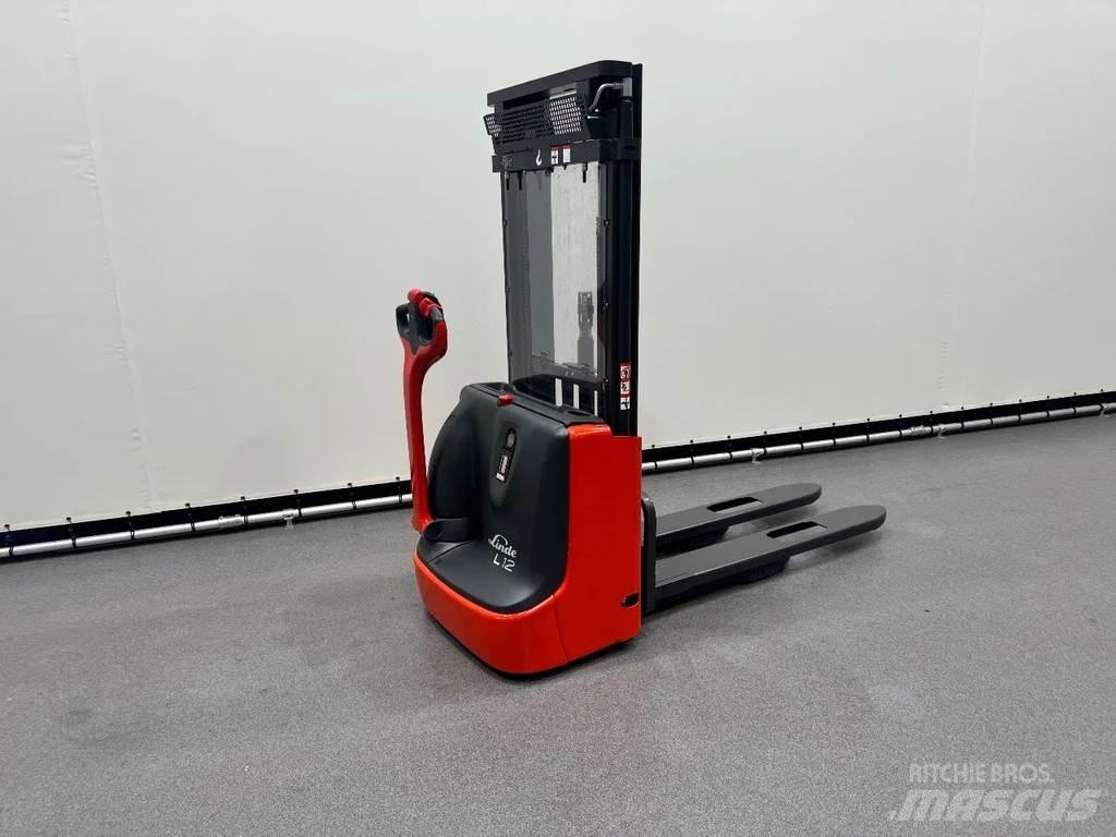Linde L 12 Ручний візок