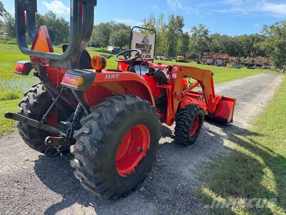 Kubota L 2501 HST Трактори