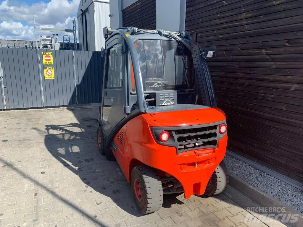 Linde H25D-02 Дизельні навантажувачі