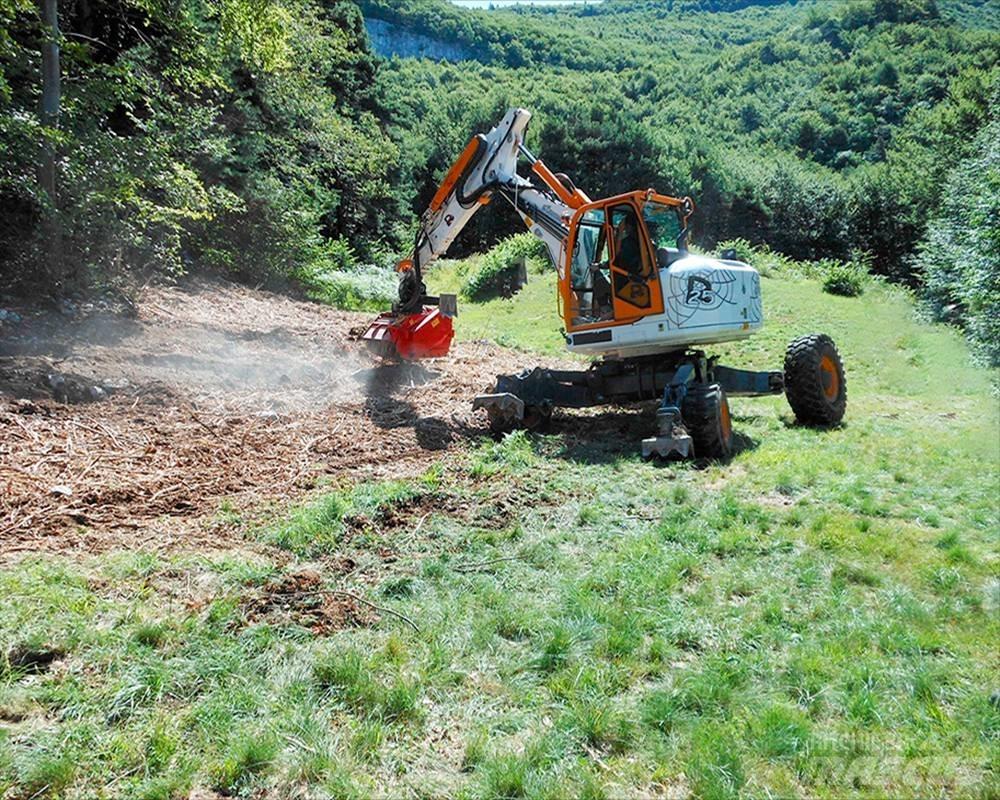 Euromach R125 Екскаватори-амфібії