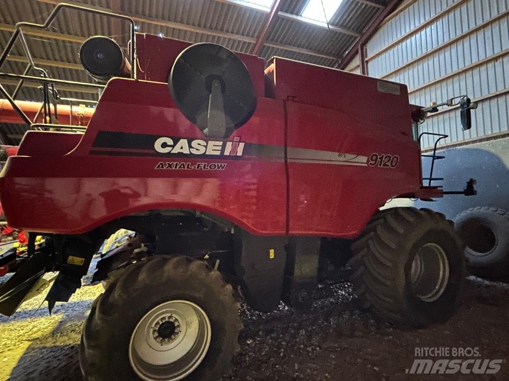 Case IH 9120 Зернозбиральні комбайни