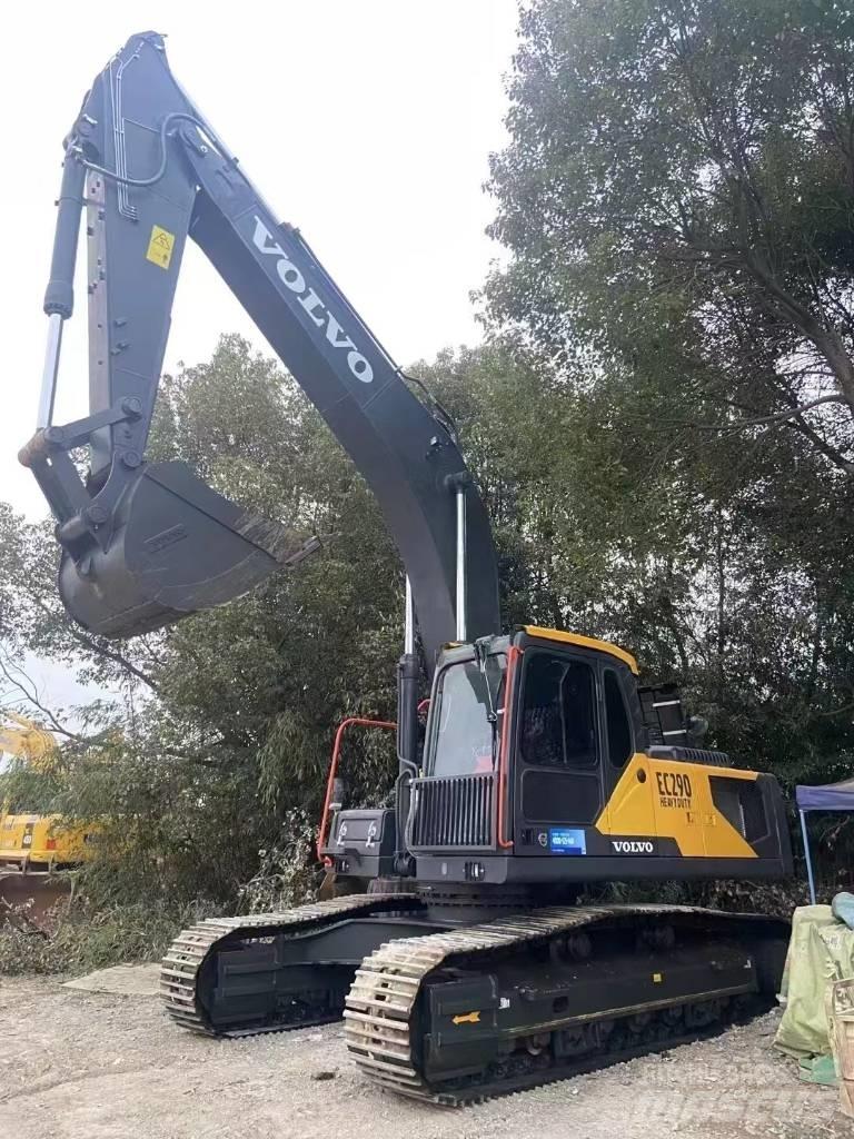 Volvo 290D Гусеничні екскаватори