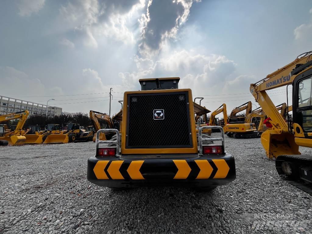XCMG ZL 50 GN Фронтальні навантажувачі
