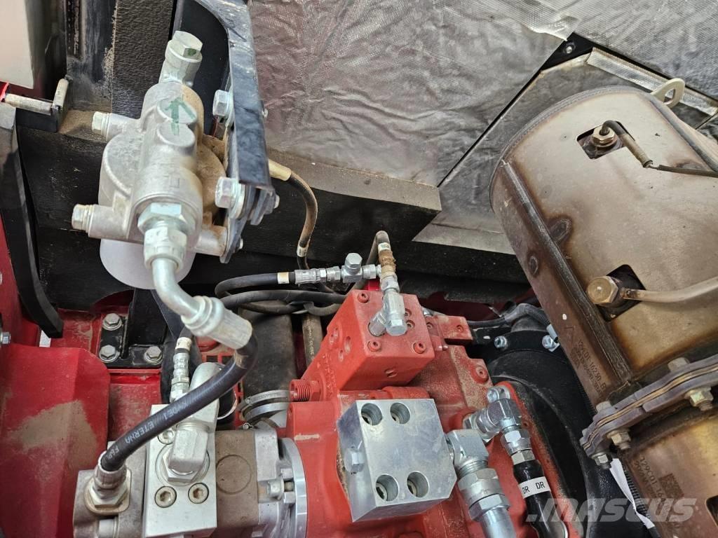 Takeuchi TB 290-2 Середні екскаватори 7т. - 12т.