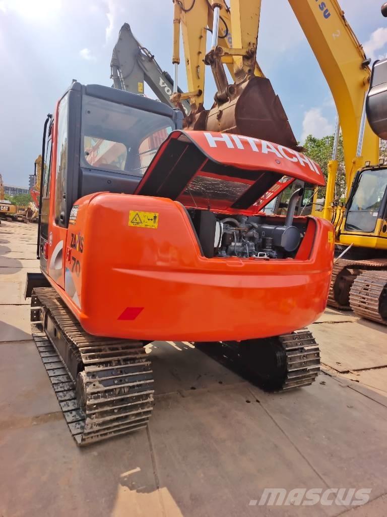 Hitachi Zaxis 70 Гусеничні екскаватори