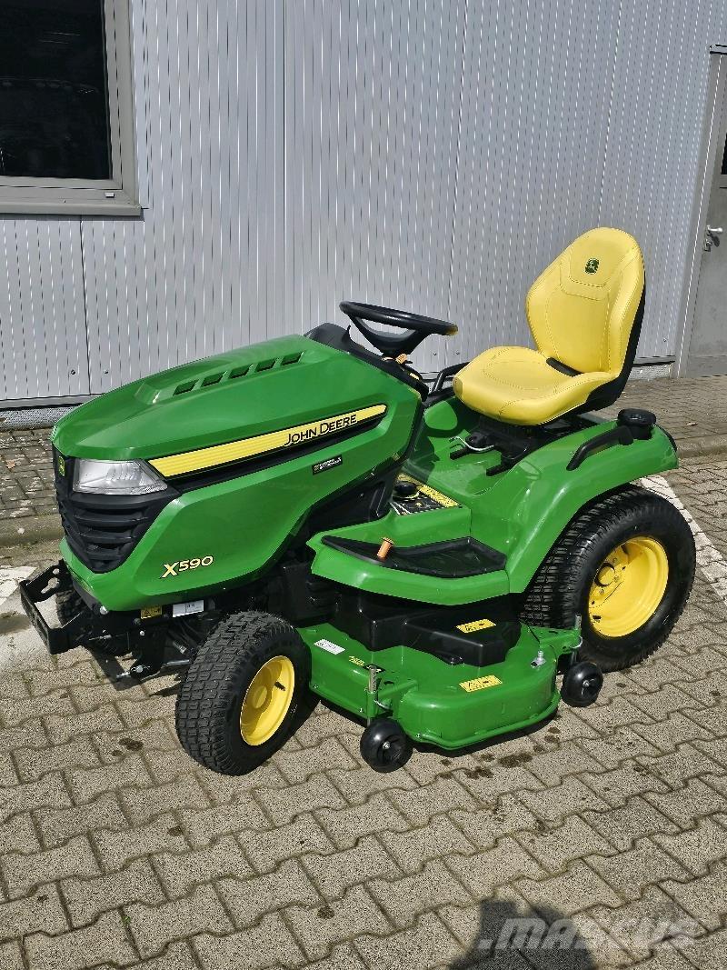 John Deere X590 Косилки