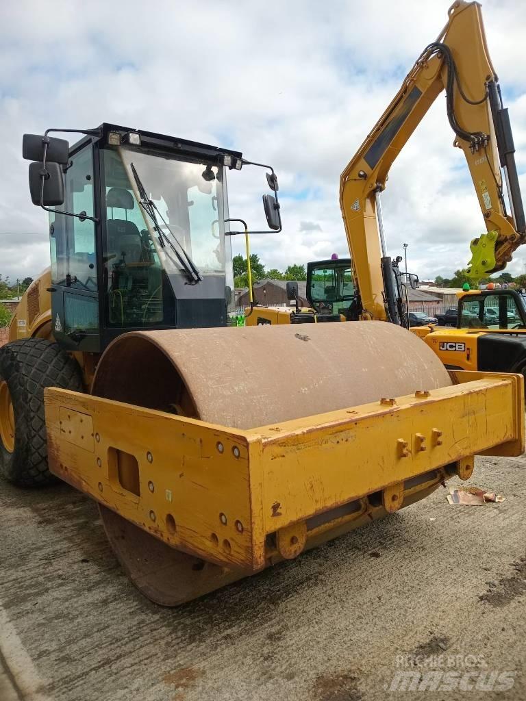 CAT CS 66 B Грунтові котки