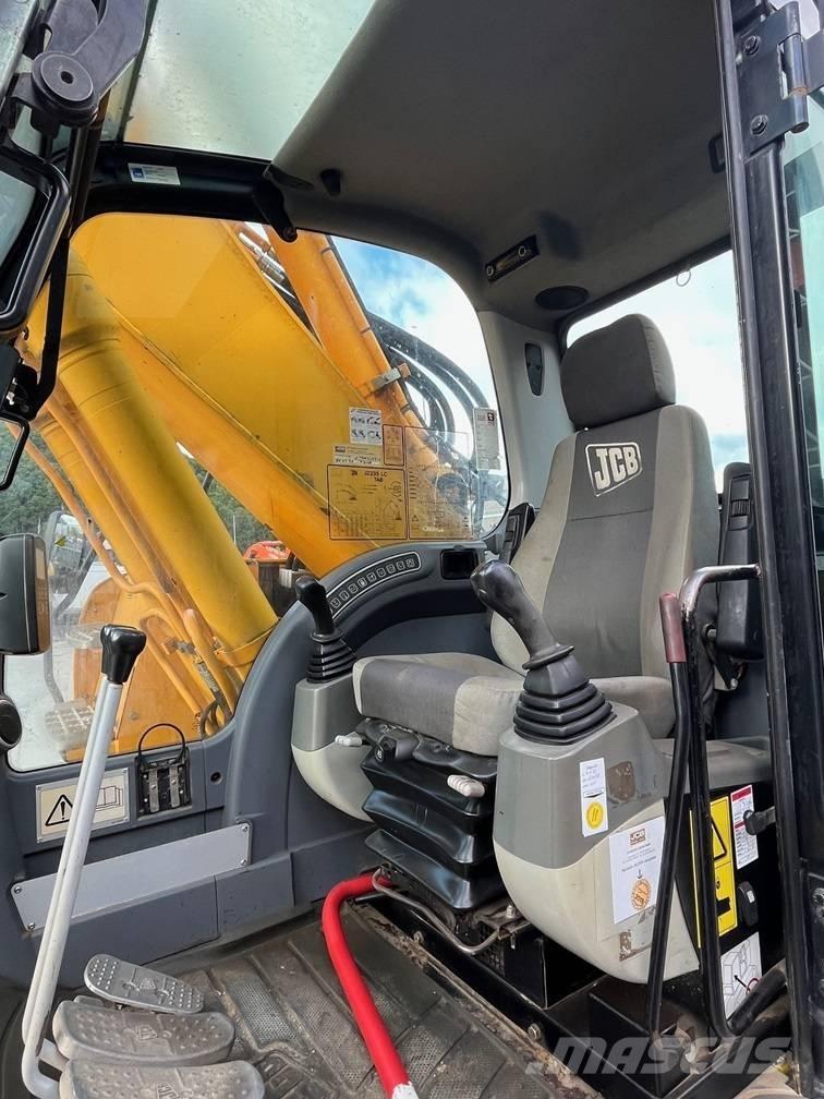 JCB JZ 235 LC Гусеничні екскаватори