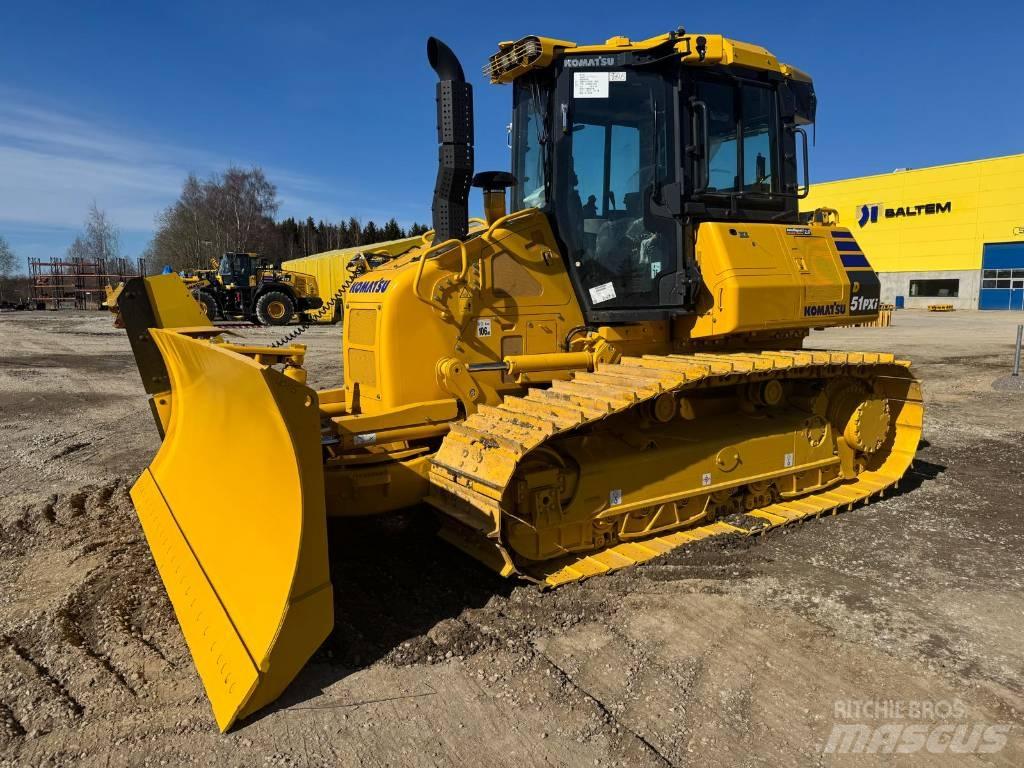 Komatsu D51PXI-24E0 Гусеничні бульдозери