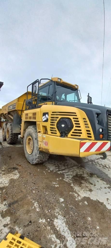 Komatsu HM300-5 Зчленовані самоскиди
