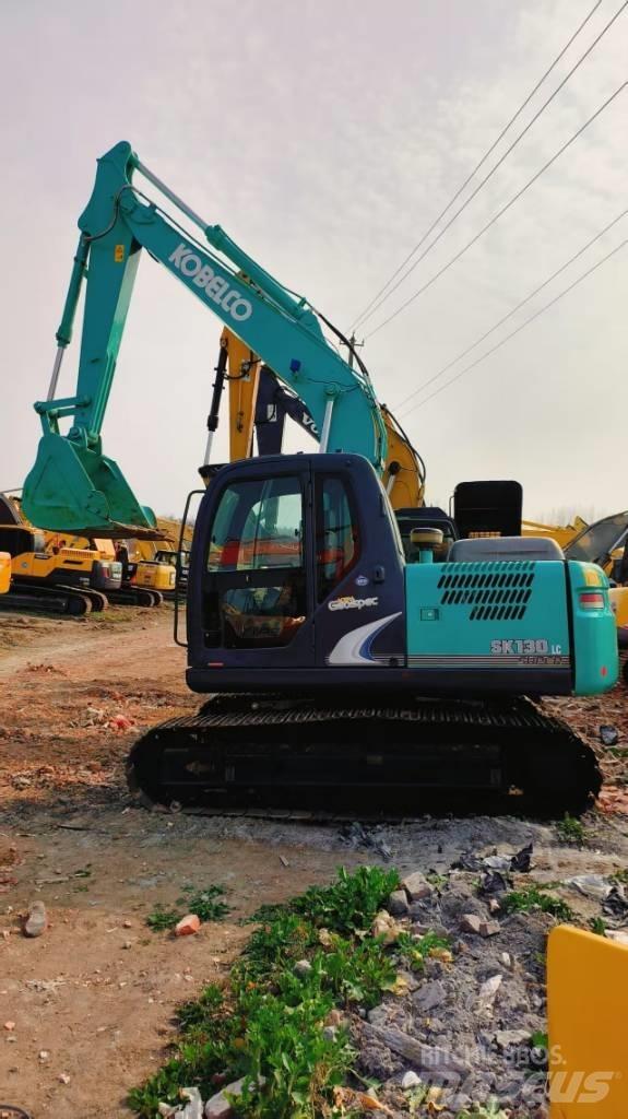 Kobelco SK 130 Гусеничні екскаватори