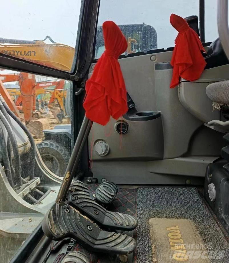 Volvo EC 60 D Гусеничні екскаватори