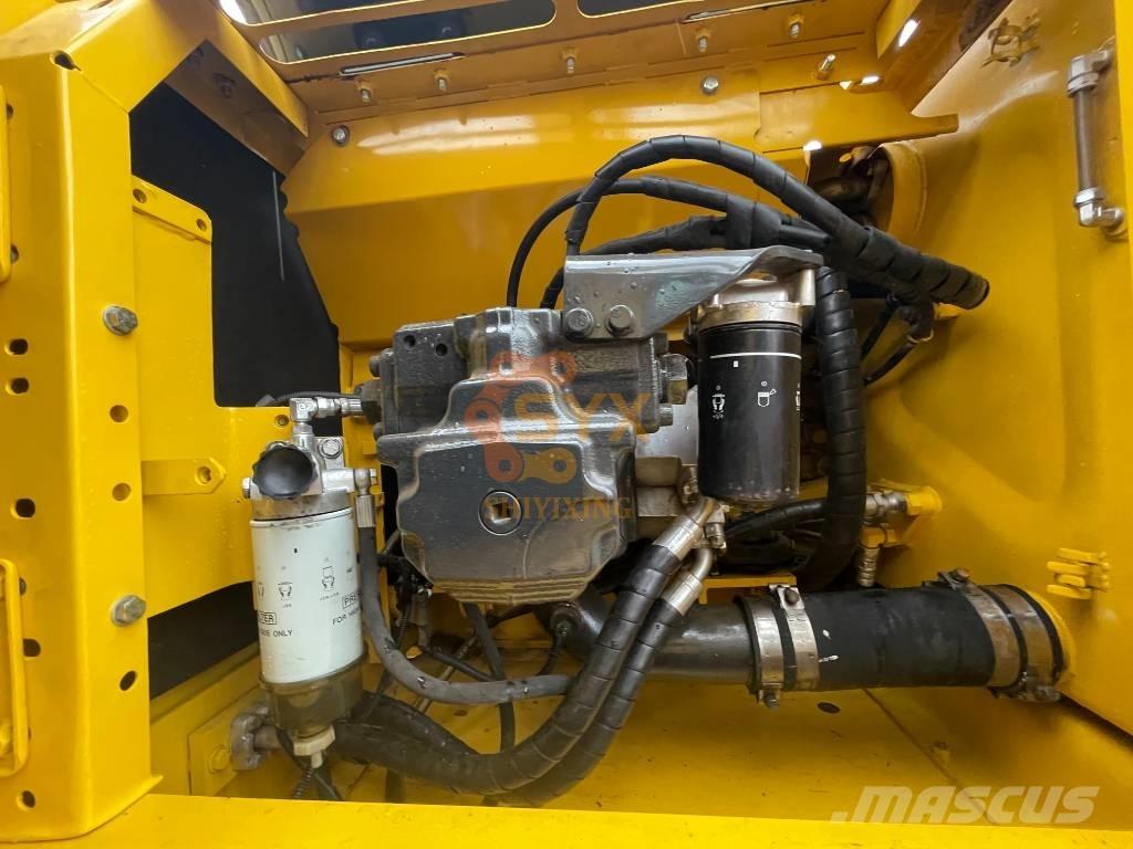 Komatsu PC 200-8 Гусеничні екскаватори