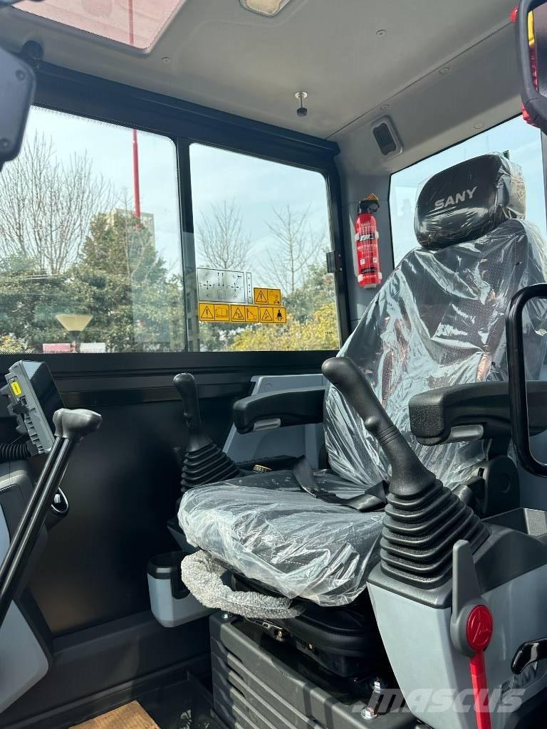 Sany SY60C Гусеничні екскаватори