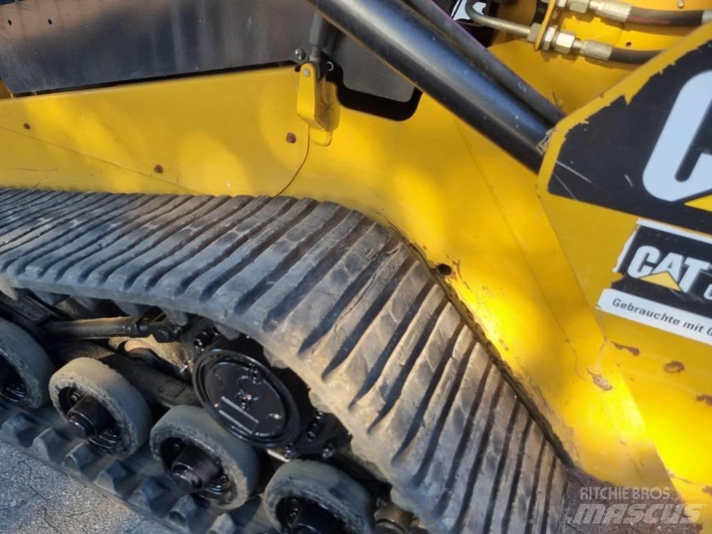 CAT 257 D Міні-навантажувачі