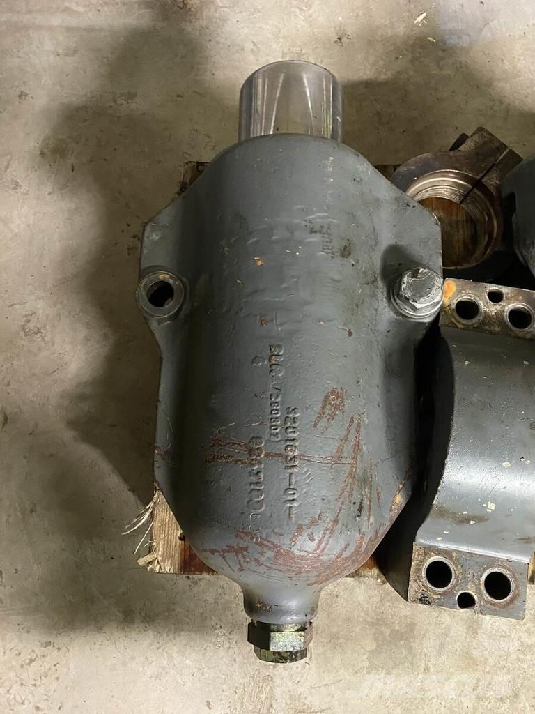 Liebherr A934C Гідравліка