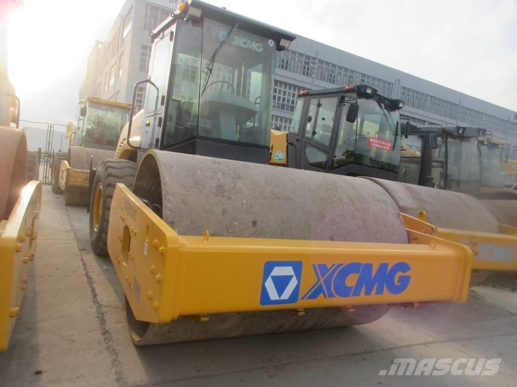 XCMG XS 223 J Грунтові котки