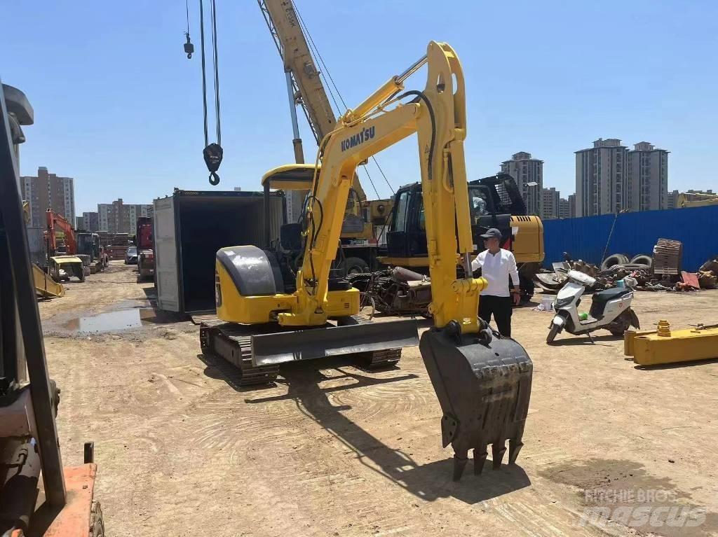 Komatsu PC 40 Міні-екскаватори < 7т