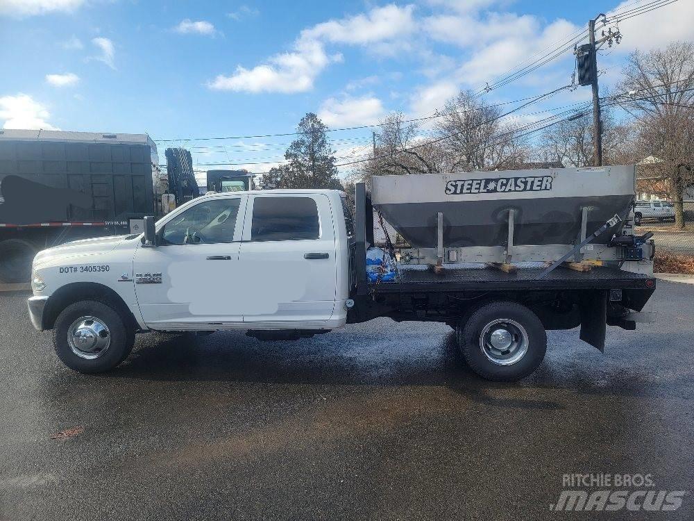 Dodge Ram 3500 Вантажівки-платформи/бокове розвантаження