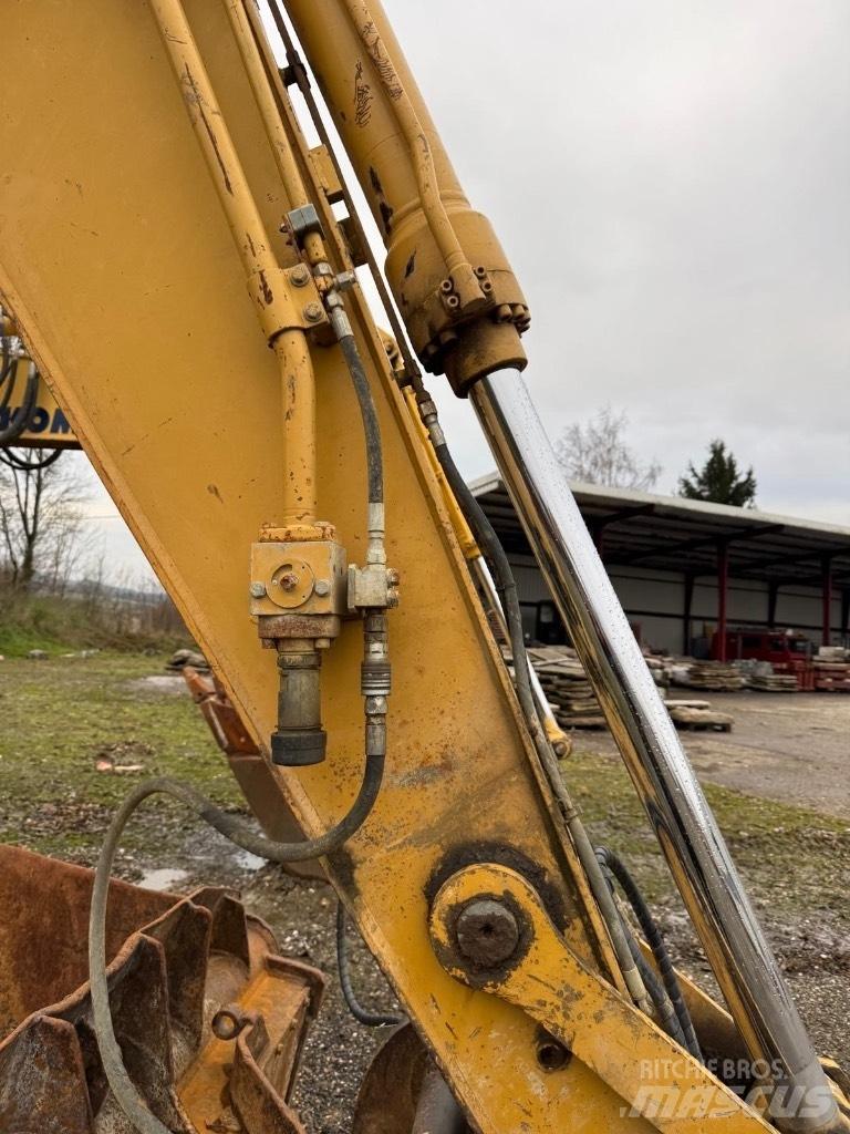 Komatsu PC 490 LC-10 Гусеничні екскаватори