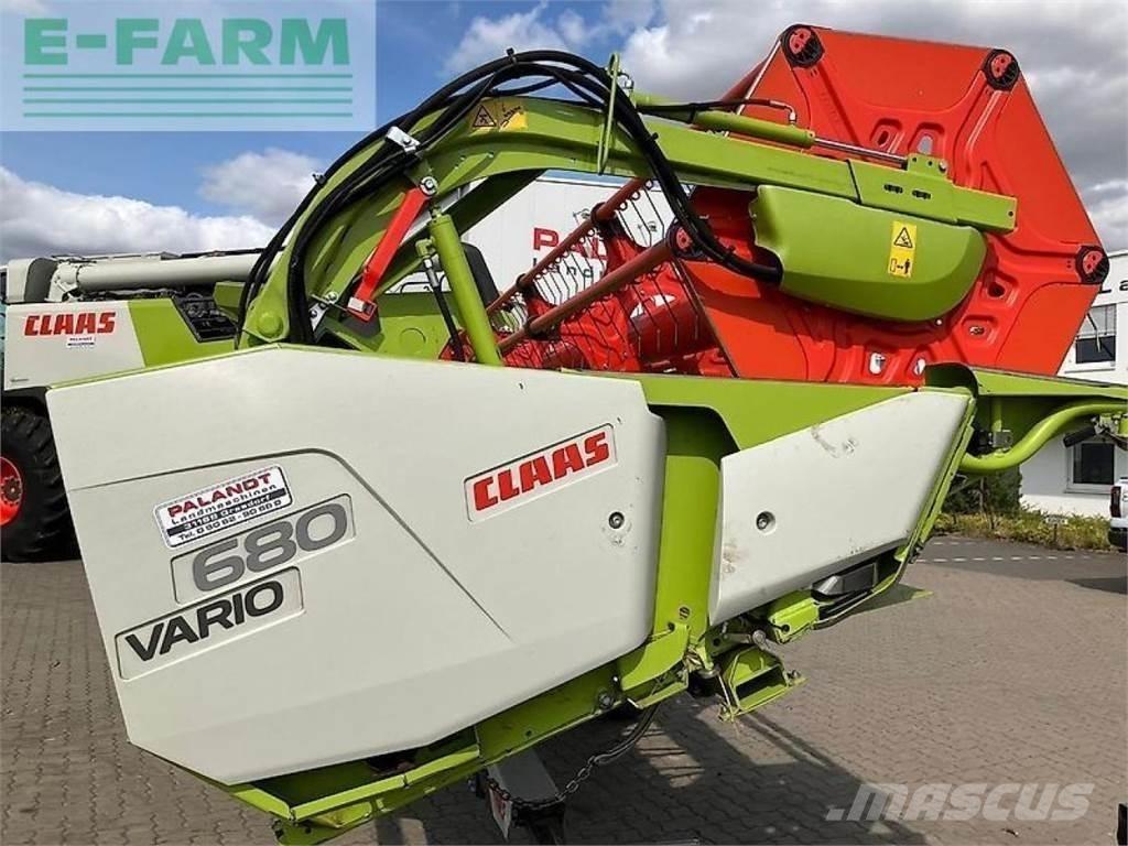 CLAAS trion 650 Зернозбиральні комбайни