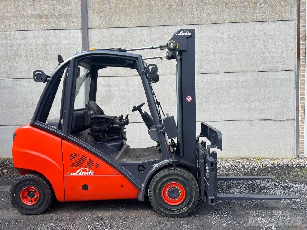 Linde H30D-01 Дизельні навантажувачі