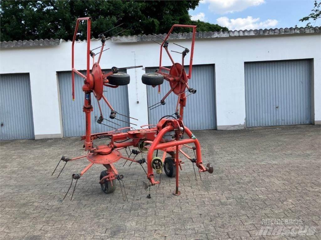 Kuhn GF 5001 MH Граблі і сінозворушувачі