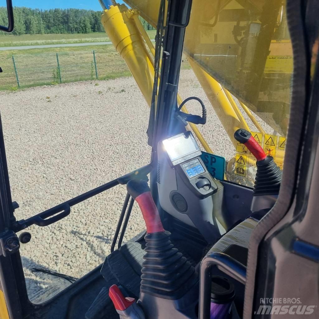 Komatsu PC 210 LC-11 Гусеничні екскаватори