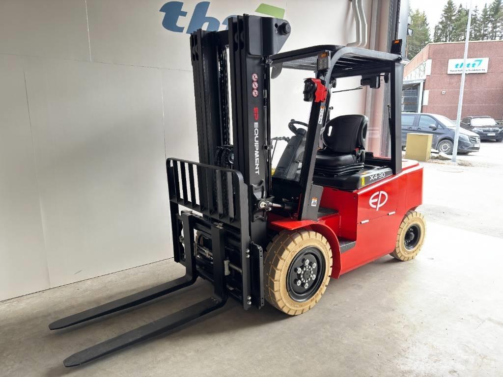 EP EFL302X4 Електронавантажувачі