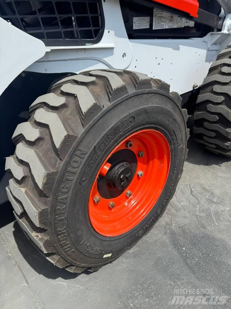 Bobcat S 740 Міні-навантажувачі
