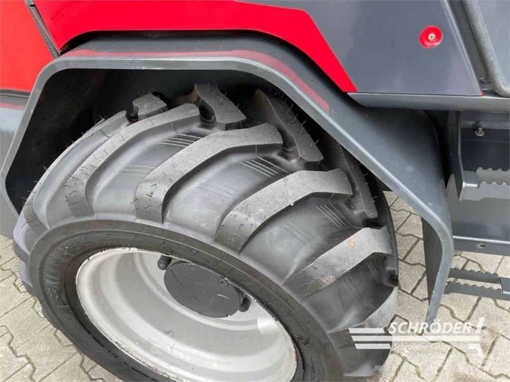 Schäffer 6680 T Фронтальні навантажувачі