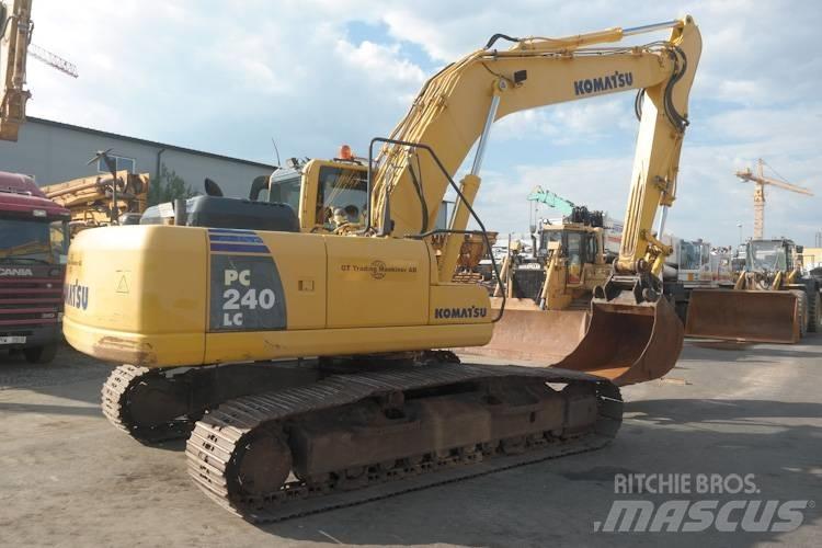 Komatsu PC240-8 Гусеничні екскаватори
