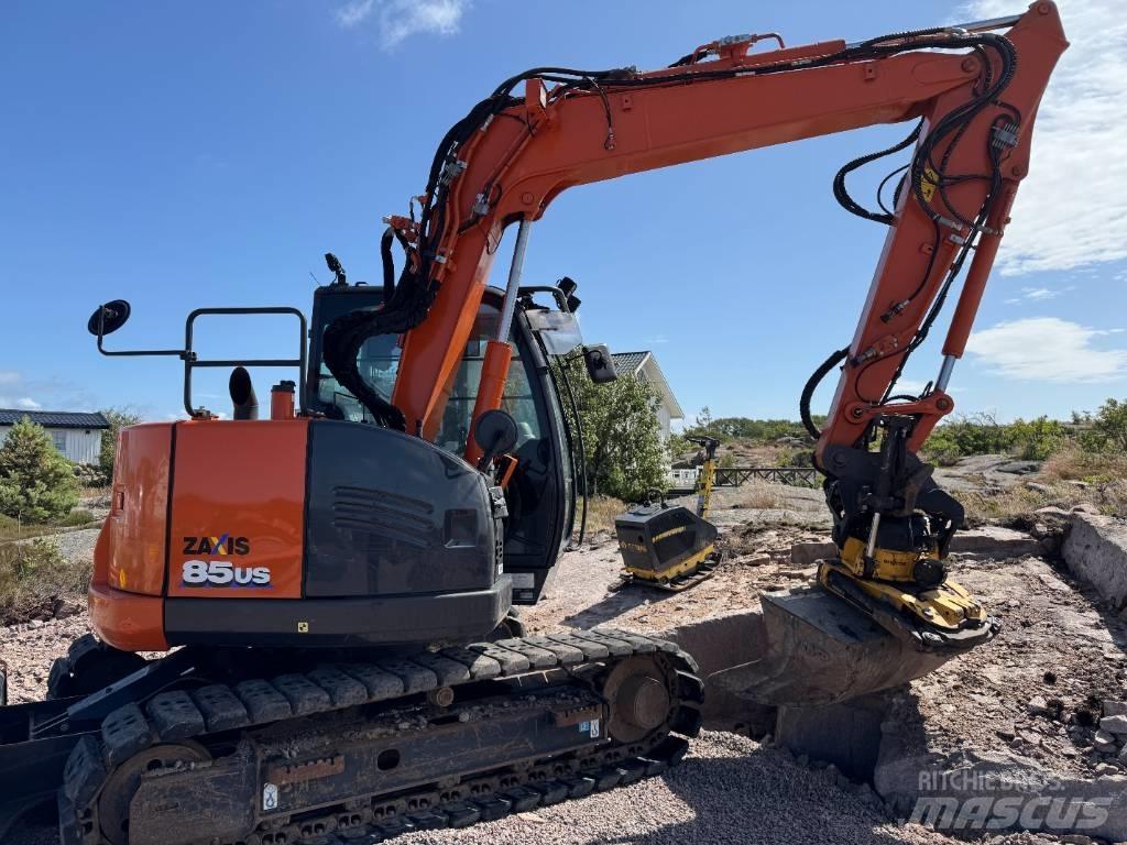 Hitachi ZX 85 US-6 Середні екскаватори 7т. - 12т.