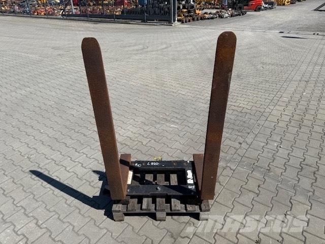Volvo USED FORKS Вили