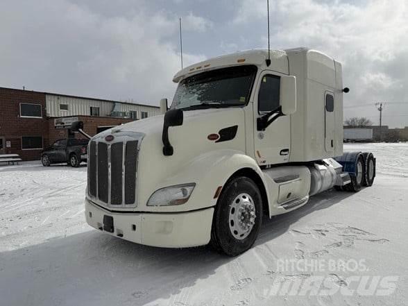 Peterbilt 579 Тягачі