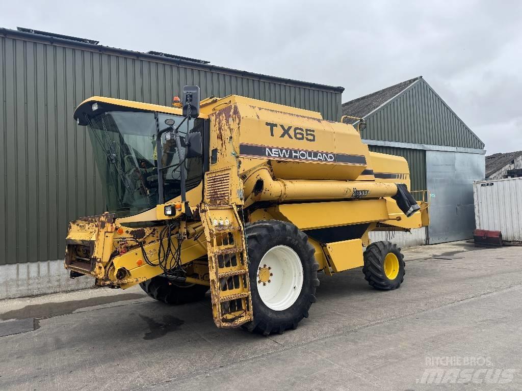 New Holland TX 65 Зернозбиральні комбайни