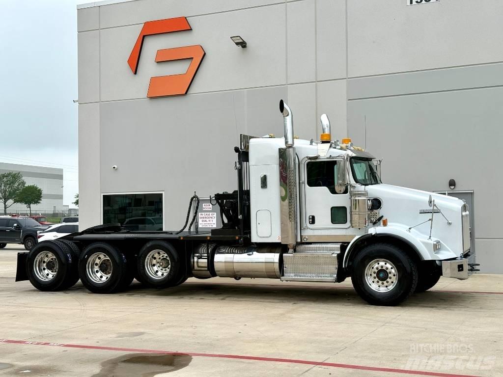 Kenworth T 800 Тягачі