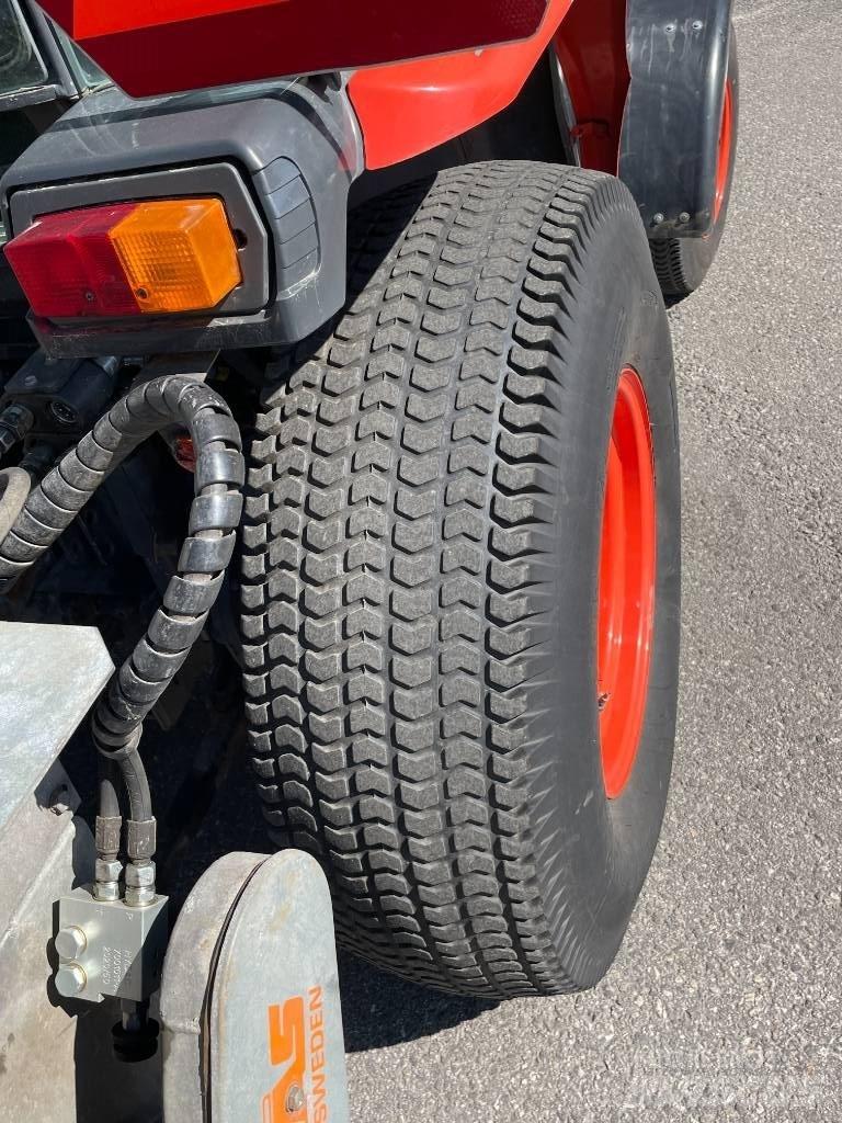 Kubota L4240 II HST Трактори