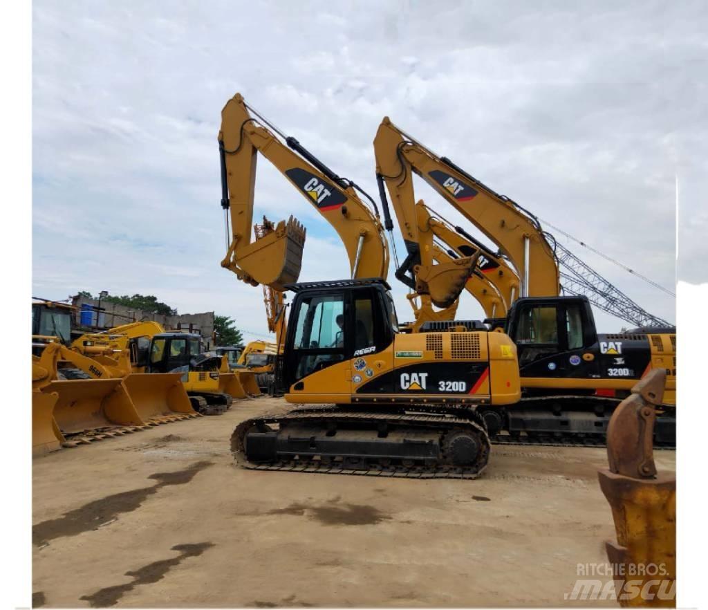 CAT 320D Гусеничні екскаватори