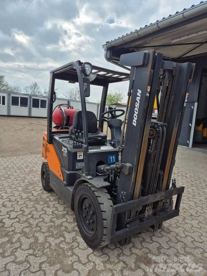 Doosan G 25 P-7 Будтехніка - Інші
