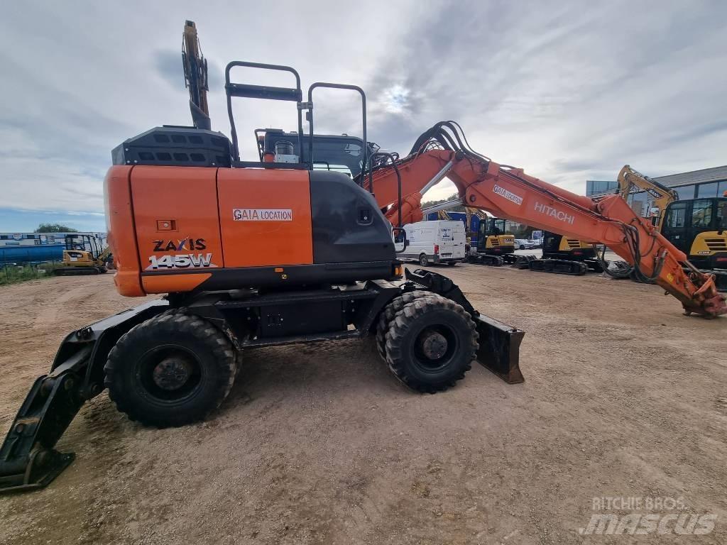Hitachi ZX145W Колісні екскаватори