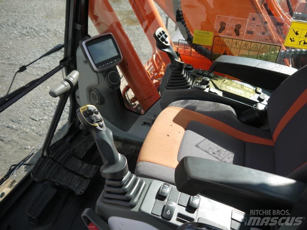 Doosan DX 225 LC-3 Гусеничні екскаватори